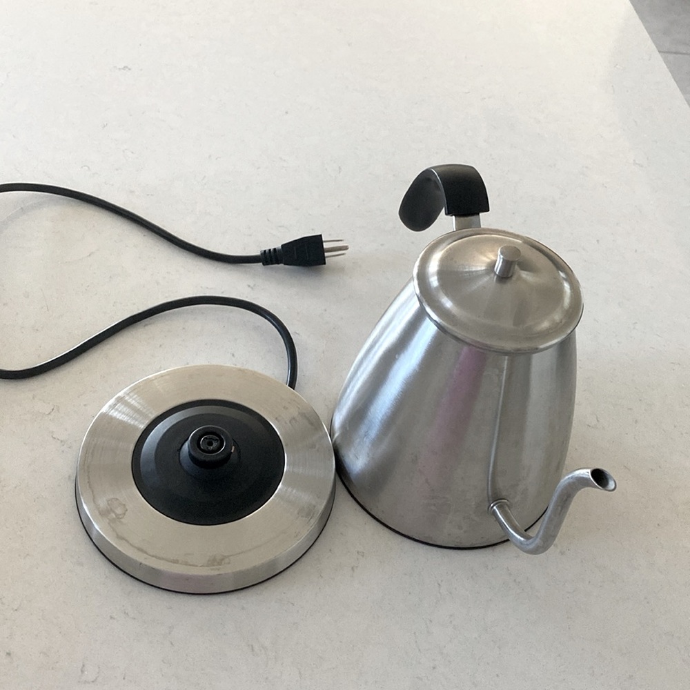 Aroma Housewares Professional Electric Gooseneck Hot Water Kettle - Picture 5 of 9